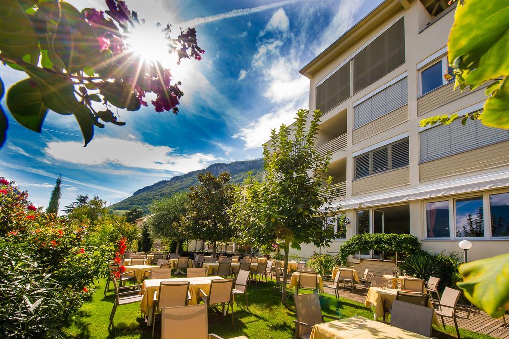 Hotel Residence Pernhof Termeno Esterno foto